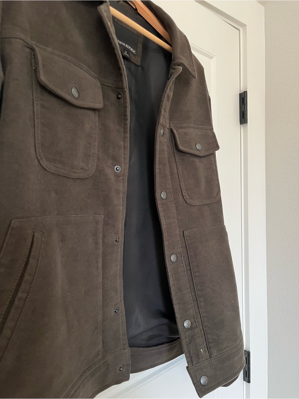 Banana Republic Olive Green Suede Jacket, EMMETEX fine Italian fabric, Men’s MED - Picture 8 of 8